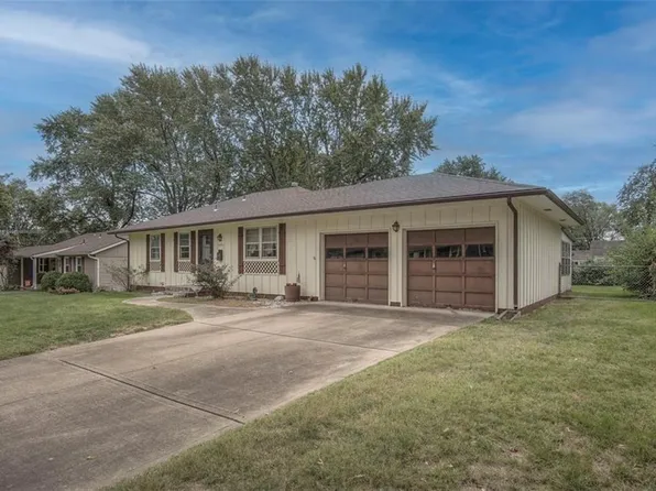 12315 W 52nd St, Shawnee, KS 66216