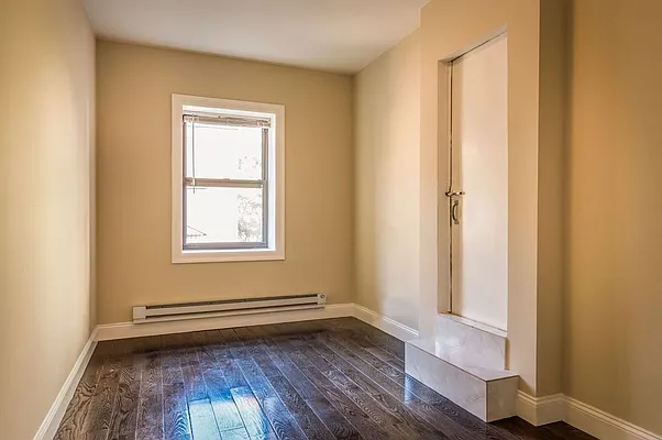 Rented by Bold New York | media 30