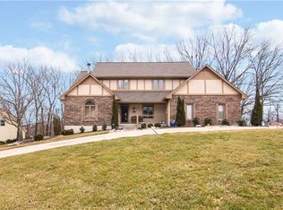 4901 Whitney Dr, Independence, MO 64055