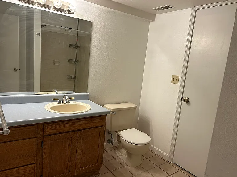 4187 Zurich Dr — Photo 18