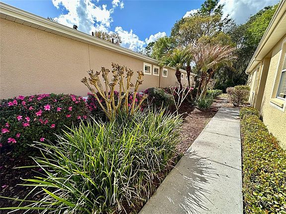 3rd image of 8137 Ponkan Rd