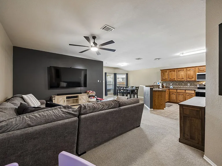 3216 Overstreet Ln — Photo 10