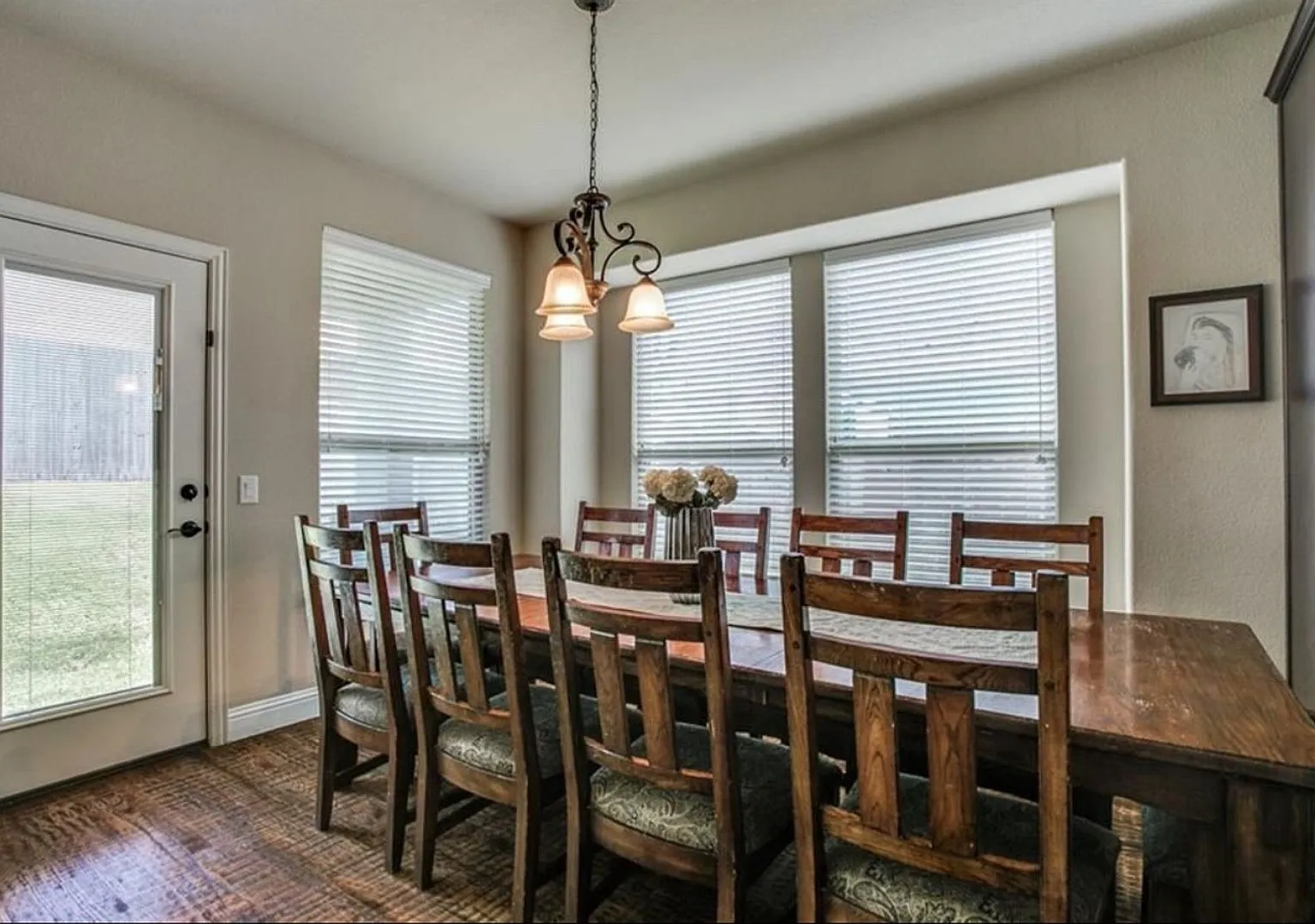 Spacious 4BR House in Melissa — Photo 3