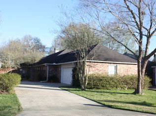 1242 E Stanwick Pl, Baton Rouge, LA 70810