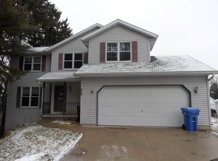 6106 Pine Cone Way, Fitchburg, WI 53719