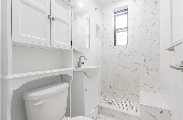 Rented by Compass | media 38