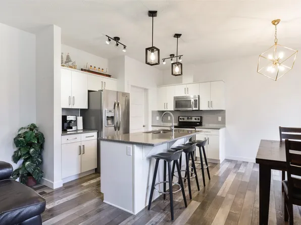34 Hazelwood Ln, Spruce Grove, AB T7X 0R7