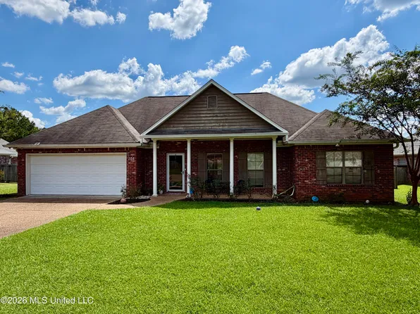 105 Kirkwood Dr, Clinton, MS 39056
