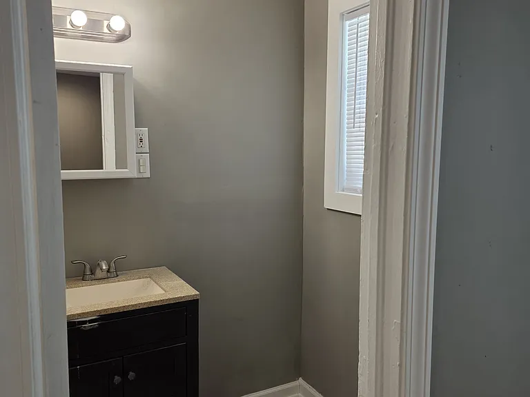 2649 Deeb Dr — Photo 6