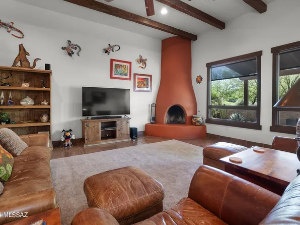 50 Burruel St, Tubac, AZ 85646