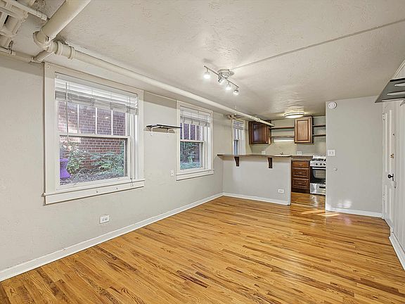 2nd image of 1314 N Elizabeth St #5