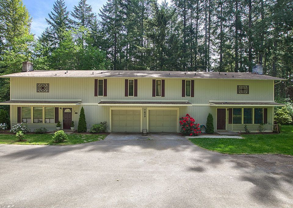 Duplex or 2 Condos!