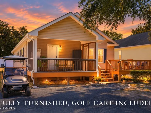 166 NE 5th Street, Oak Island, NC 28465