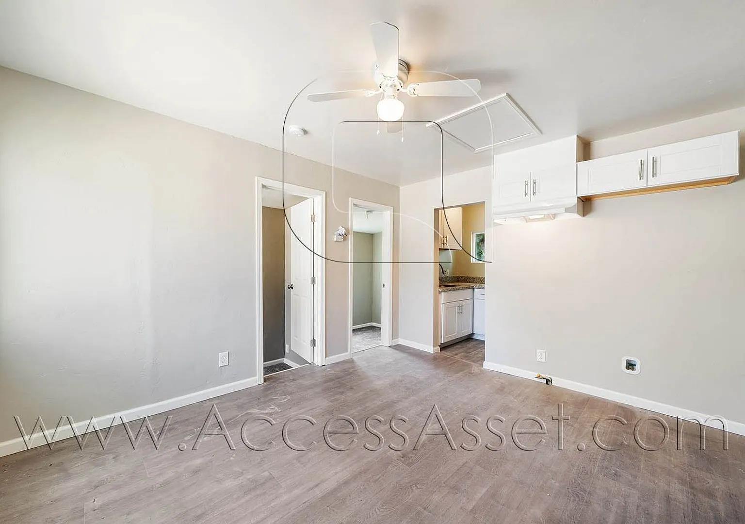 Cozy 2 Bed/1 Bath Duplex In Perris! — Photo 3