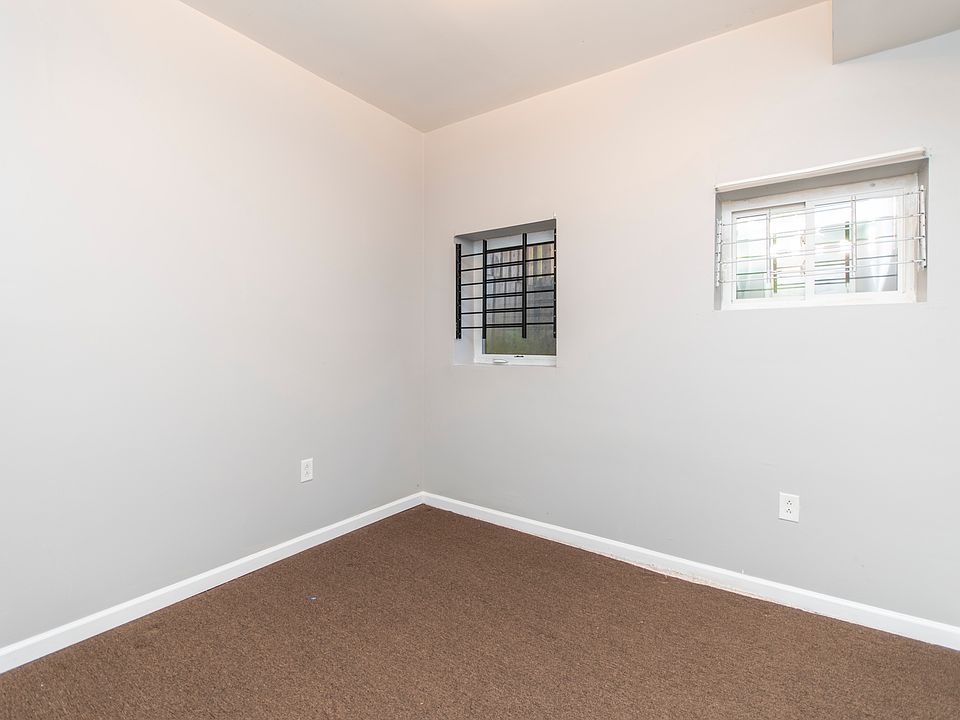 1st image of 1815 W Oxford St #1