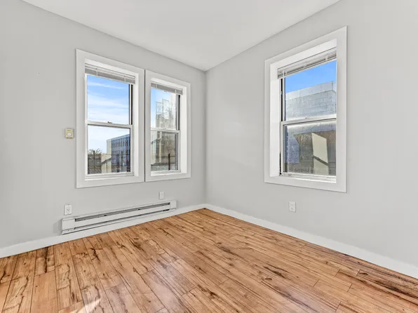 88-01 182nd Place image 5 of 7