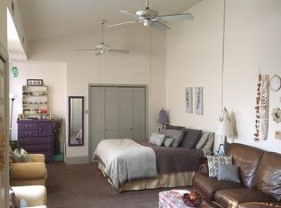 920 N 4th St #2R, Philadelphia, PA 19123
