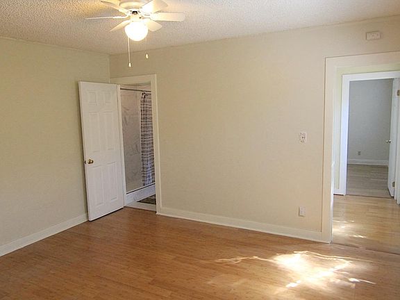 4th image of 709 N La Fayette Park Pl #709