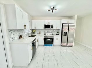 1783 Lauderdale Manor Dr, Fort Lauderdale, FL 33311