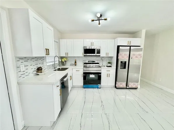 1783 Lauderdale Manor Dr, Fort Lauderdale, FL 33311