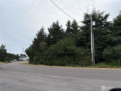 300 Marine View Drive SW, Ocean Shores, WA, 98569
