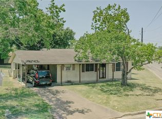 2816 Curlew St, Victoria, TX 77901