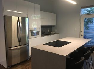 656 N Armour St, Chicago, IL 60642