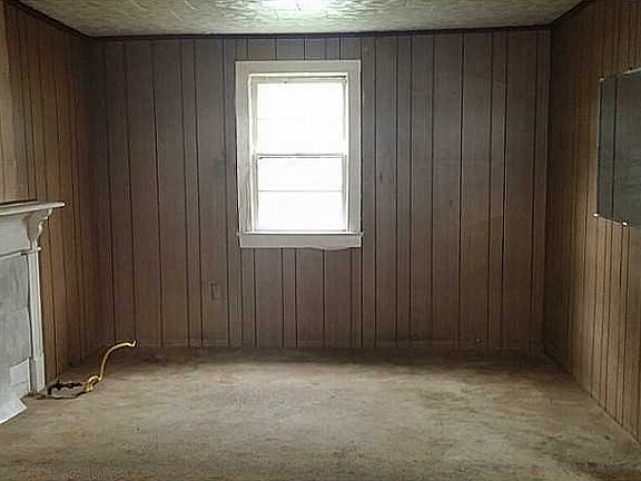 5th image of 1221 Covel St