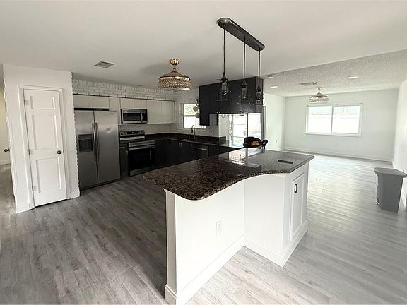 3rd image of 12041 70th St