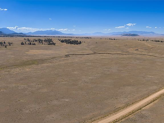 2nd image of 936 Ute Trace