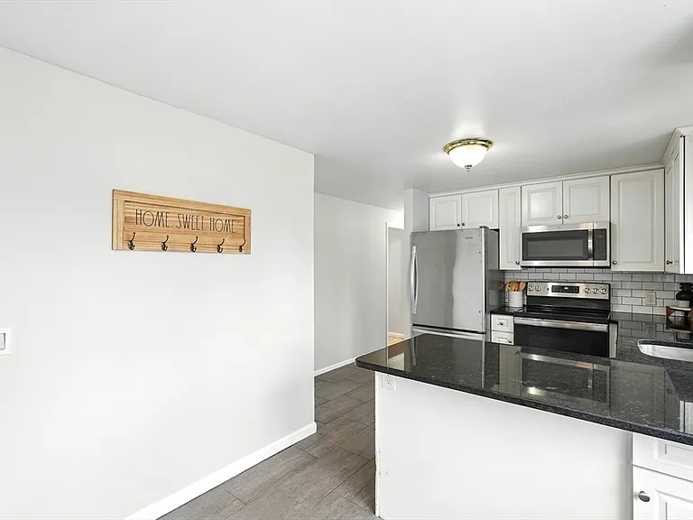52 Boulay Cir — Photo 6