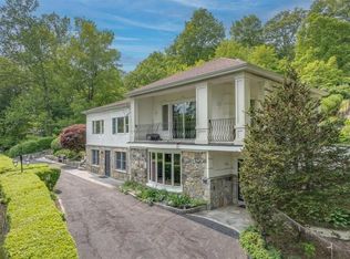 3782 Old Jefferson Valley Rd, Shrub Oak, NY 10588
