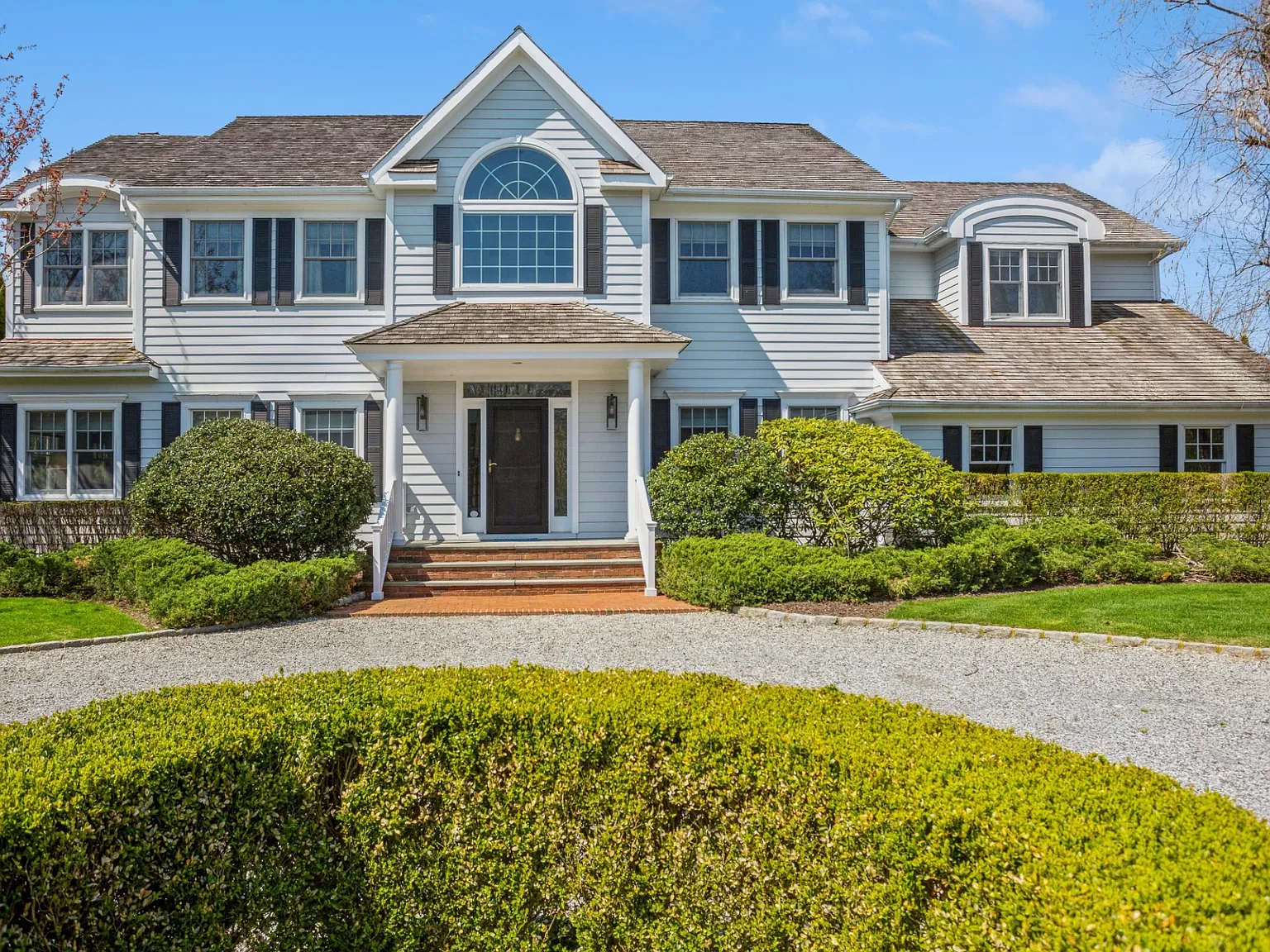 Private and Easy Southampton Rental — Photo 2
