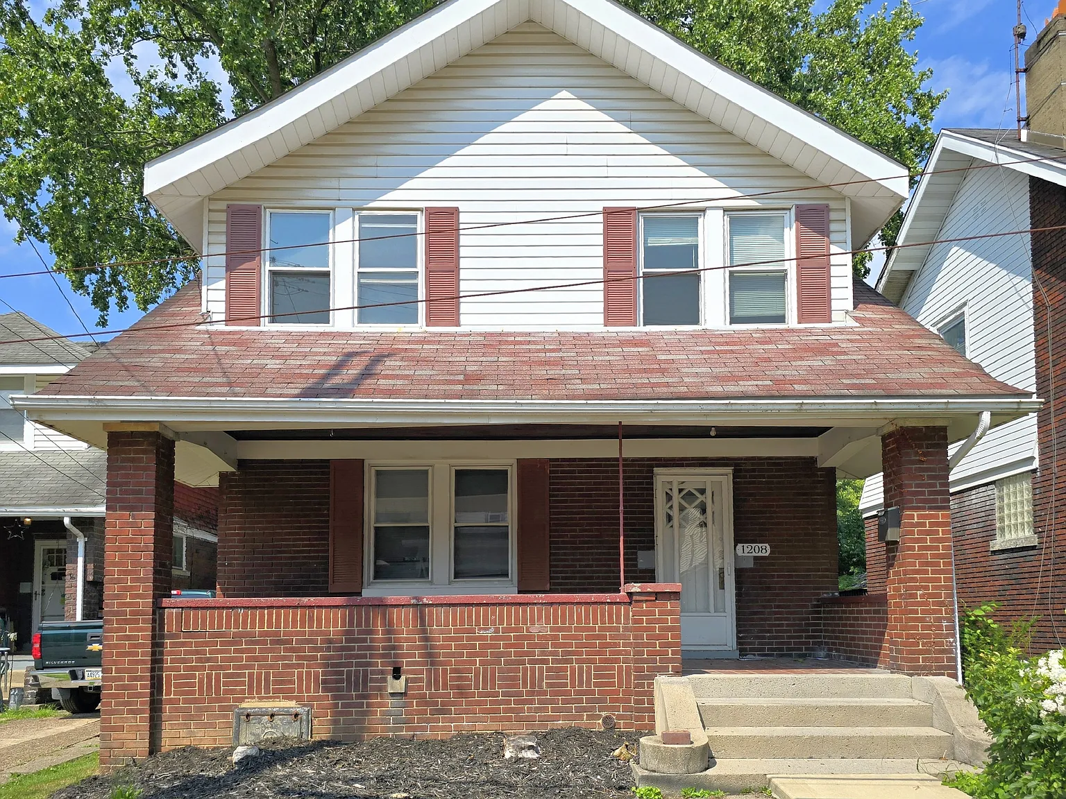 1208 Strahley Pl — Photo 1
