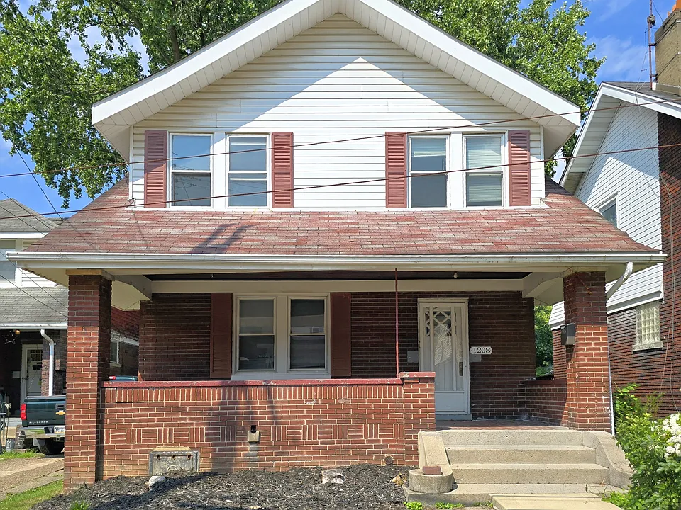 1208 Strahley Pl