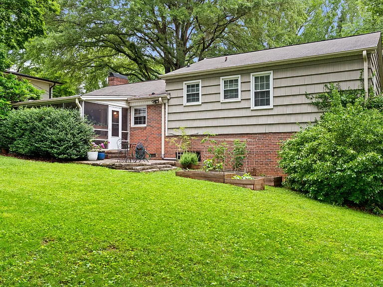 2786 Birchwood Dr — Photo 48