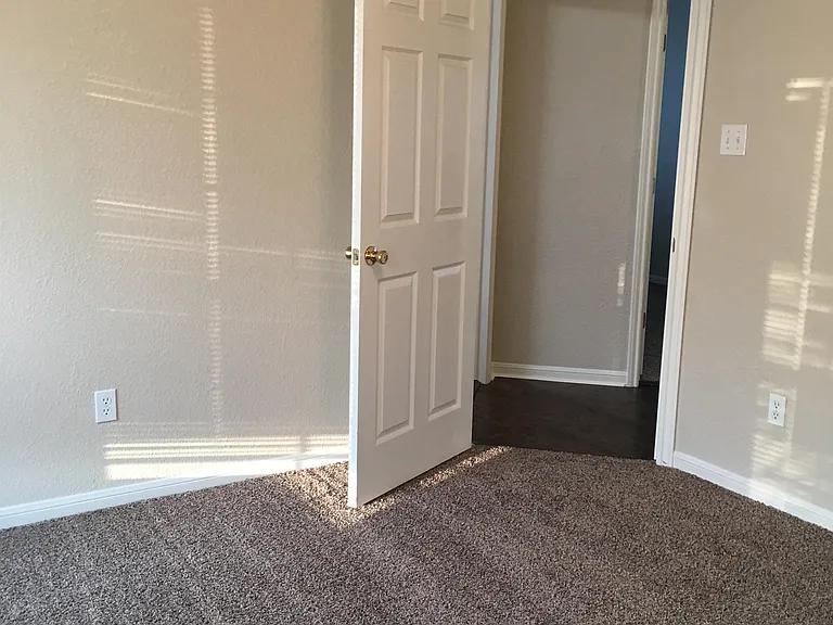 322 Cedar Ridge Dr — Photo 15