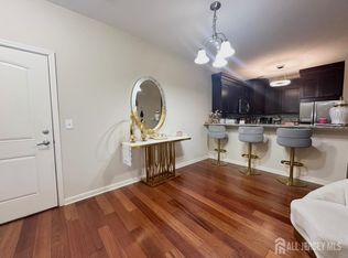 102 E Elizabeth Ave APT 412, Linden, NJ 07036