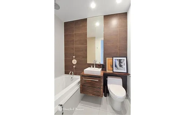 Rented by Douglas Elliman | media 7