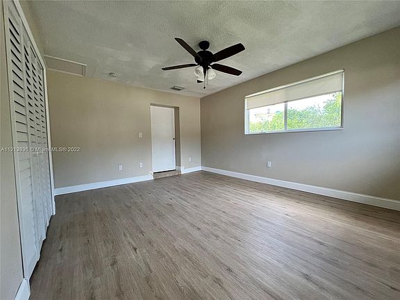 5th image of 407 Northwest Blvd