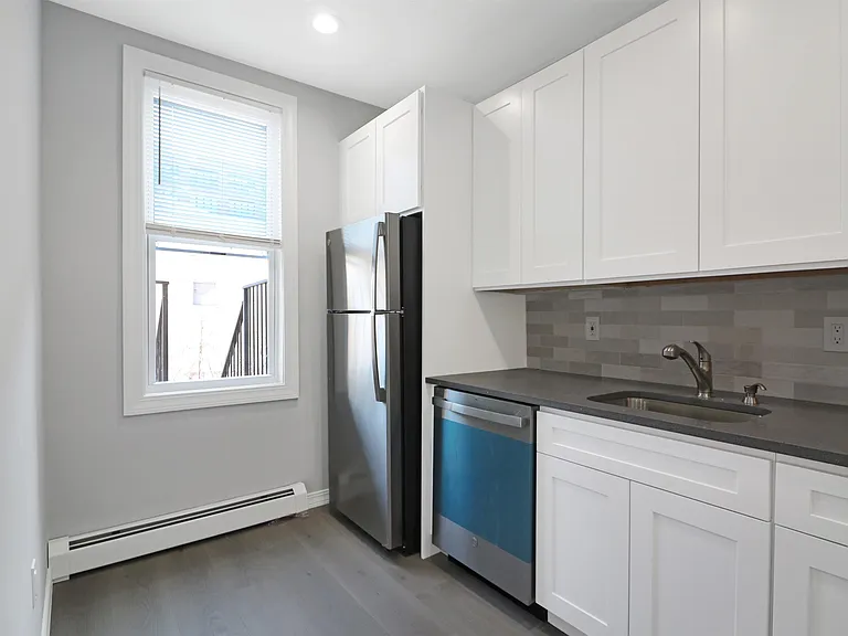 1620 Palisade Ave #1 — Photo 2