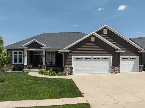 4235 Flagstick Dr, Marion, IA 52302