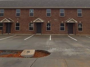 1713D Manning Dr, Clarksville, TN 37042