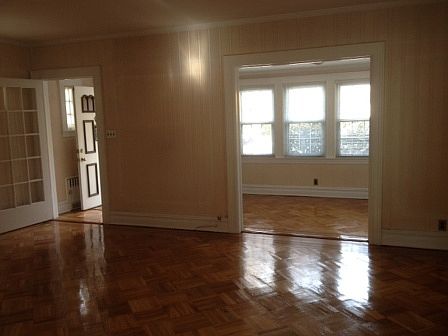 4th image of 1818 Marine Pkwy