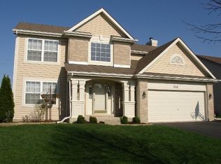 3148 Bennett Pl, Aurora, IL 60502