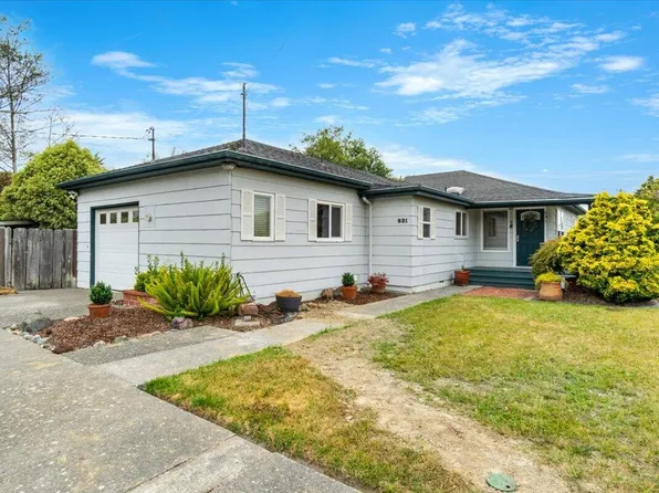 531 Fern Ave, Ferndale, CA 95536