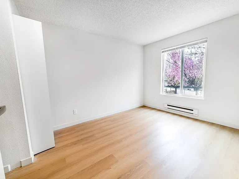 Greenlake Terrace Apartments — Photo 25