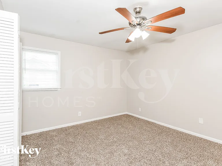 3605 Las Olas Dr — Photo 11
