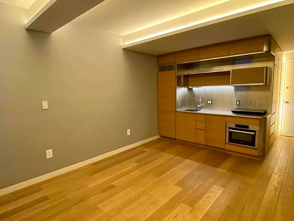 3rd image of 240 W 73rd St APT 803