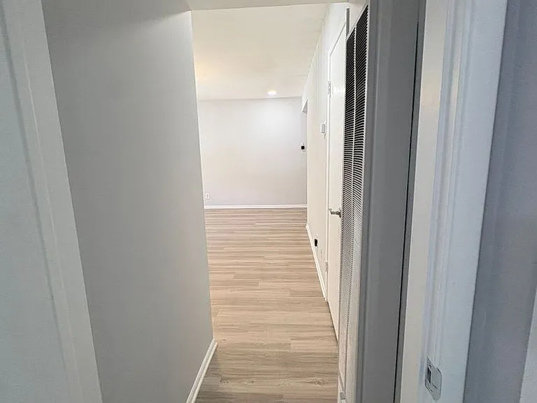 5945 Cloverly Apts — Photo 19